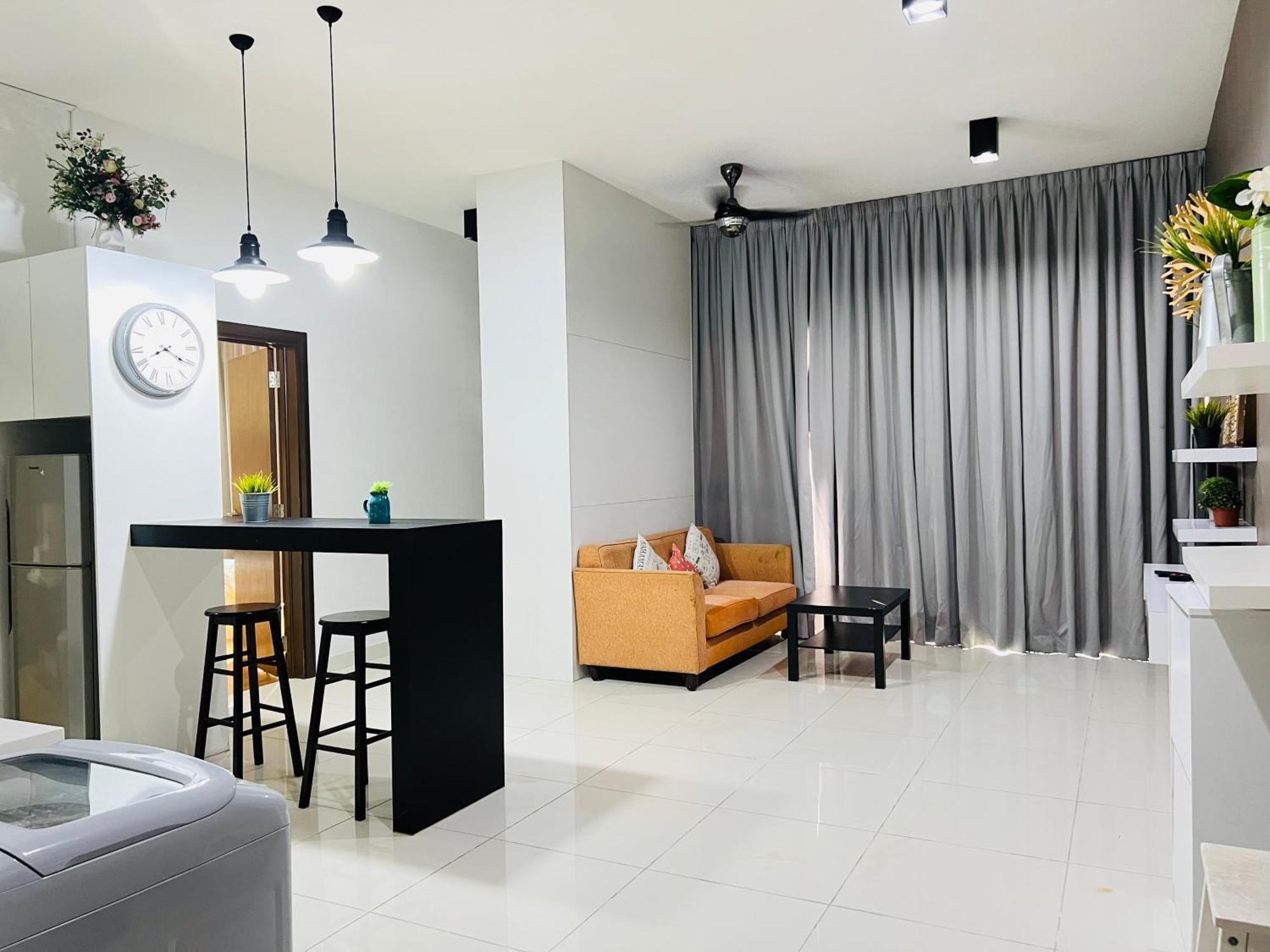 Regalia Suites & Residence By Enjoy Your Stay 吉隆坡 外观 照片