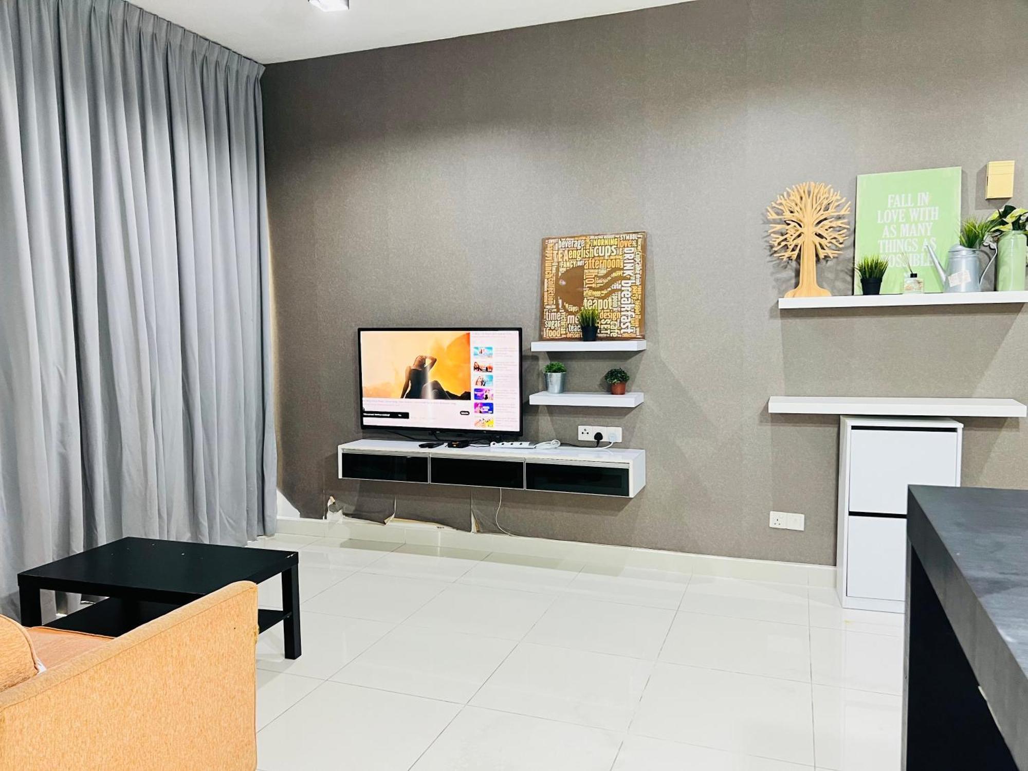 Regalia Suites & Residence By Enjoy Your Stay 吉隆坡 外观 照片