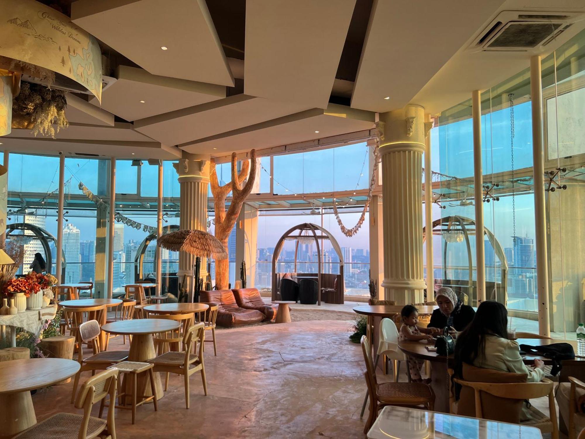 Regalia Suites & Residence By Enjoy Your Stay 吉隆坡 外观 照片