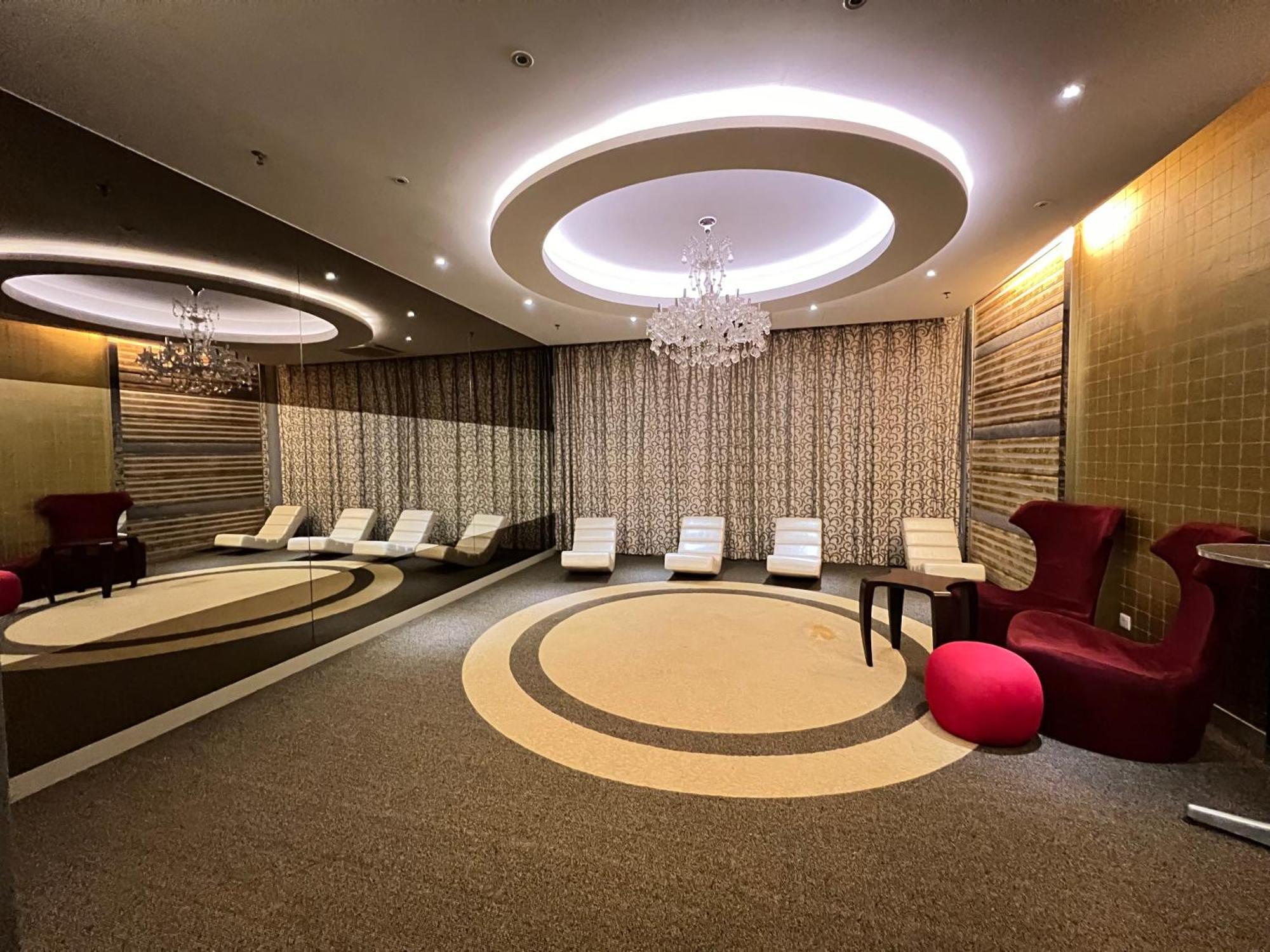 Regalia Suites & Residence By Enjoy Your Stay 吉隆坡 外观 照片